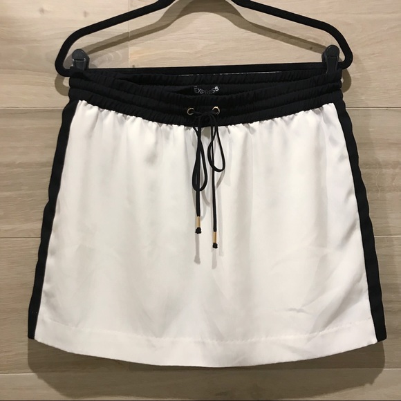 Express Dresses & Skirts - Express Black and White Mini Skirt with Tie Waist